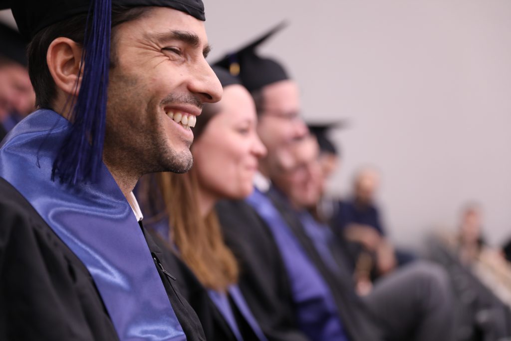 Première Cérémonie De Remise Des Diplômes Des Programmes De Formation ...